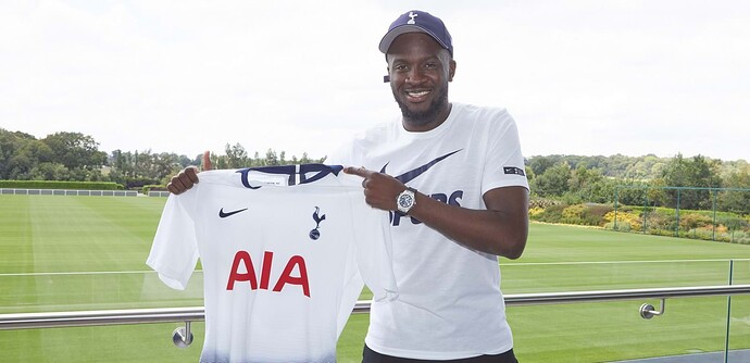 newsigning_tanguyndombele_1